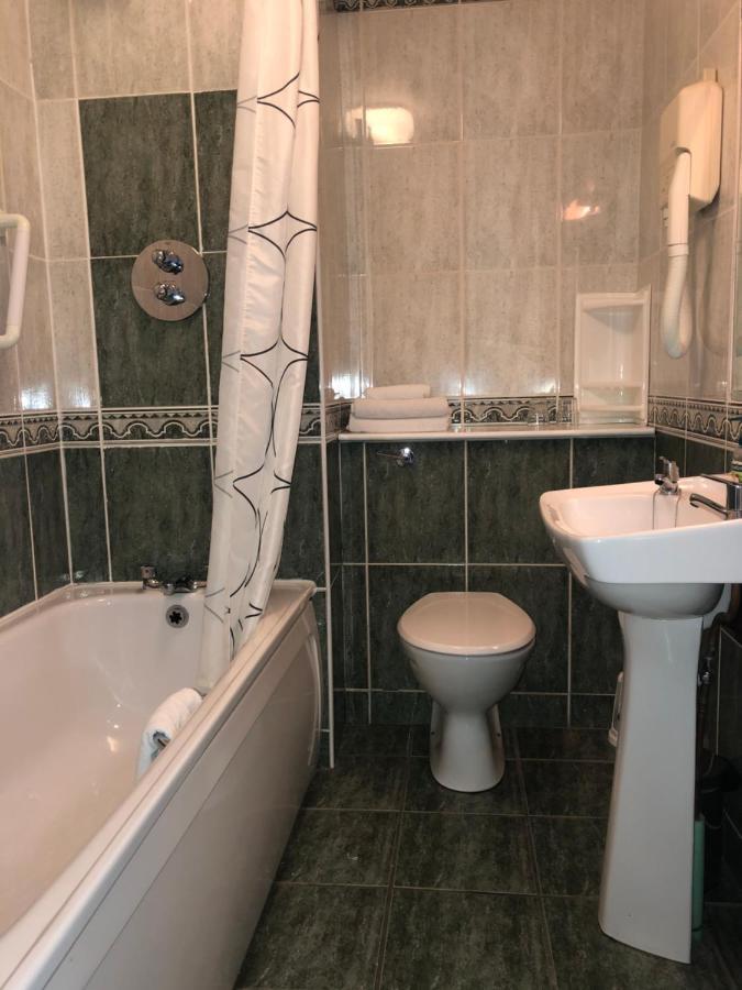 Großes Doppelzimmer